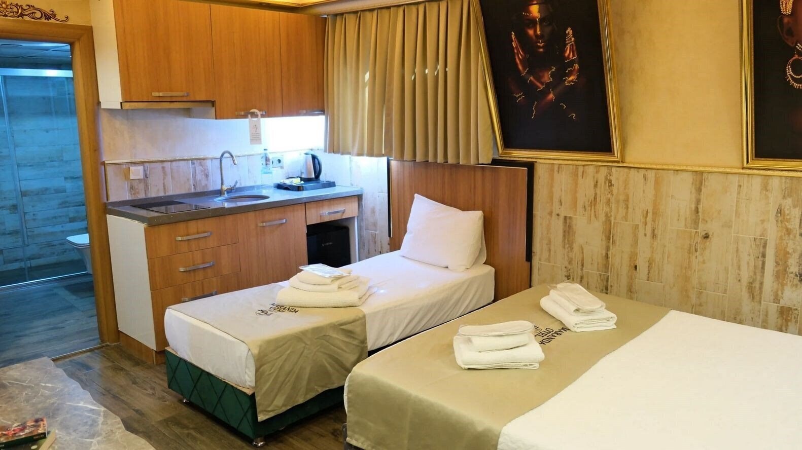 Фото Maranda Suit Hotel 3*